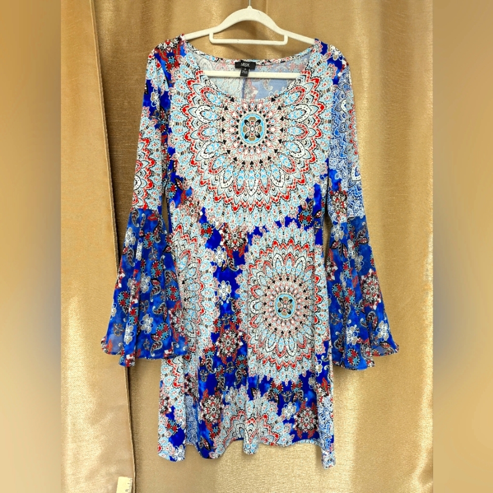 MSK Blue Graphic Tunic with Ruffled Sleeves Size Small